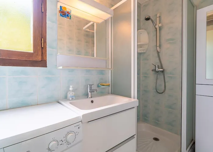 Maison 6 Pers, Proche De La Сasa de vacaciones Vendres